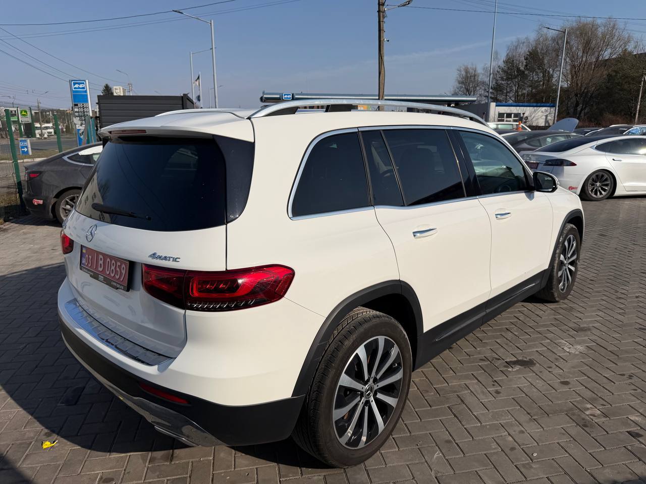 Mercedes-Benz GLB 250 4MATIC 2020 4