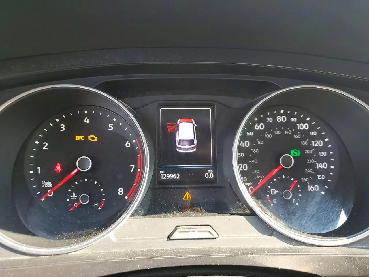 Volkswagen Tiguan SE 2019 6
